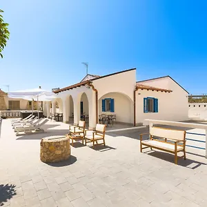 https://bnb-dipintodiblu-charming-house.sicilyhotelsitaly.net